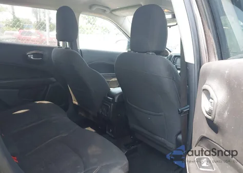 2018 Jeep Compass Sport 4X4 z USA, uszkodzony, nr VIN 3C4NJDAB7JT235218